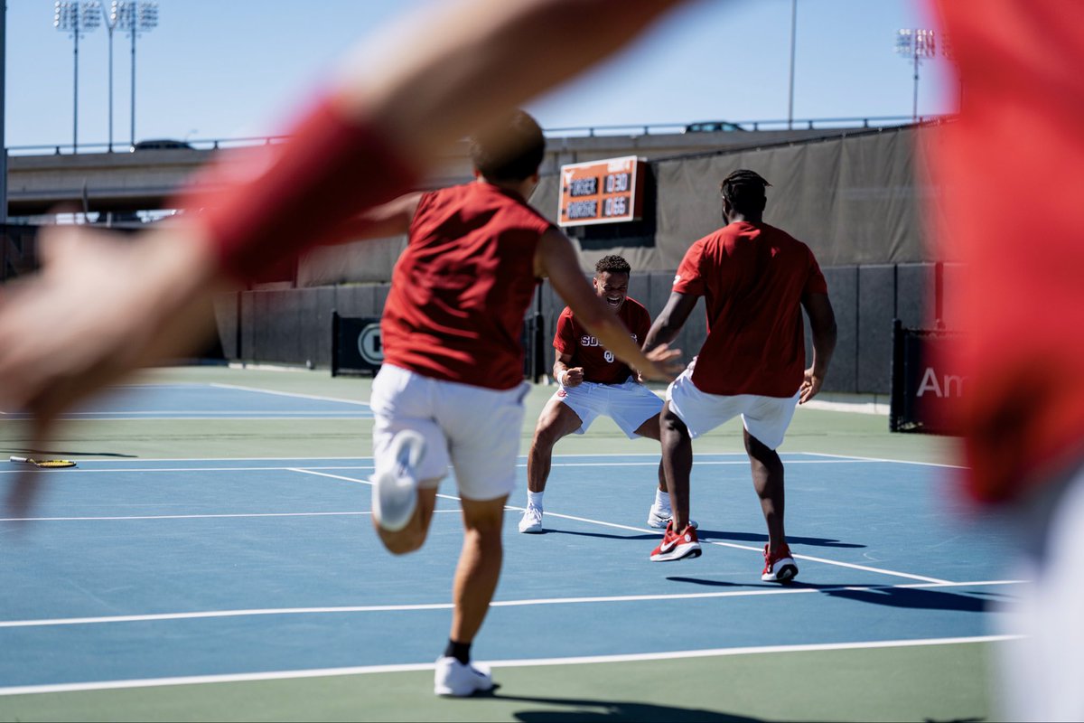 OU_MTennis's tweet photo. The photo ➡️ the moment https://t.co/9T0BctV6LA