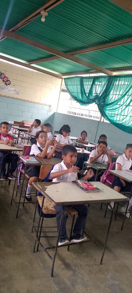 MariaRodri21720's tweet photo. Si queremos un País que sea de Vanguardia en materia de Tecnología, necesitamos enseñar esta Vocación a los más pequeños. 
#CienciaParaLaVida
#roboticaeducativa
#infocentroportuguesa https://t.co/3sPKLtDOax