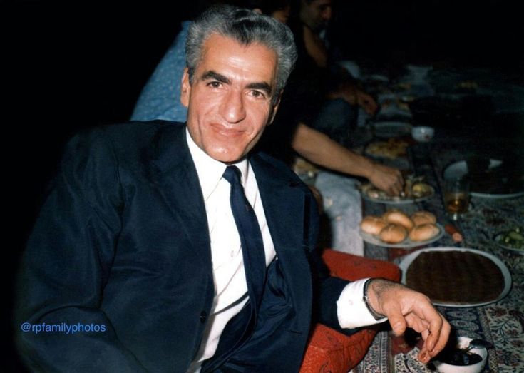 همه ش بازی و شادی بود