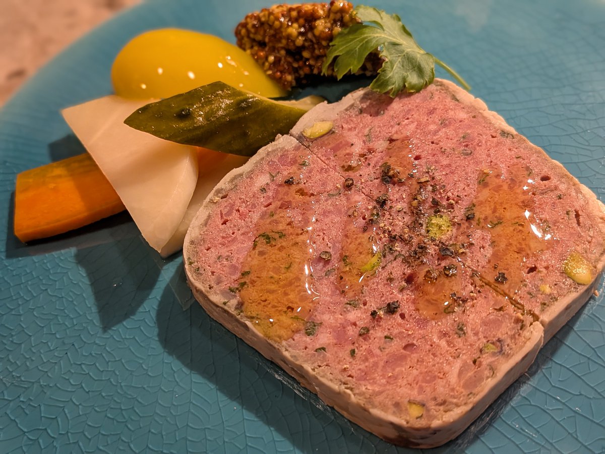 タケマシュラン tweet media