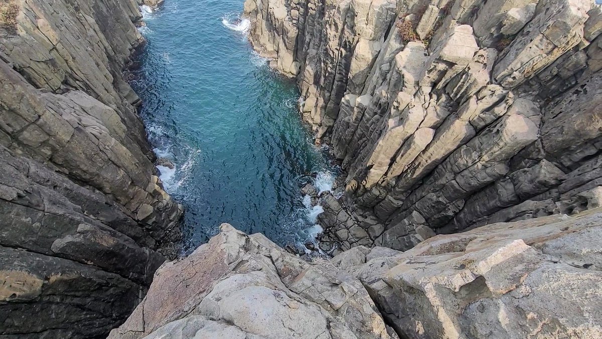 あまべ tweet media