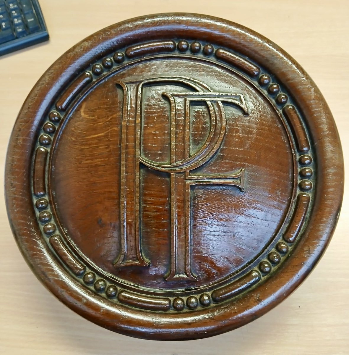 Peek Frean Museum tweet media