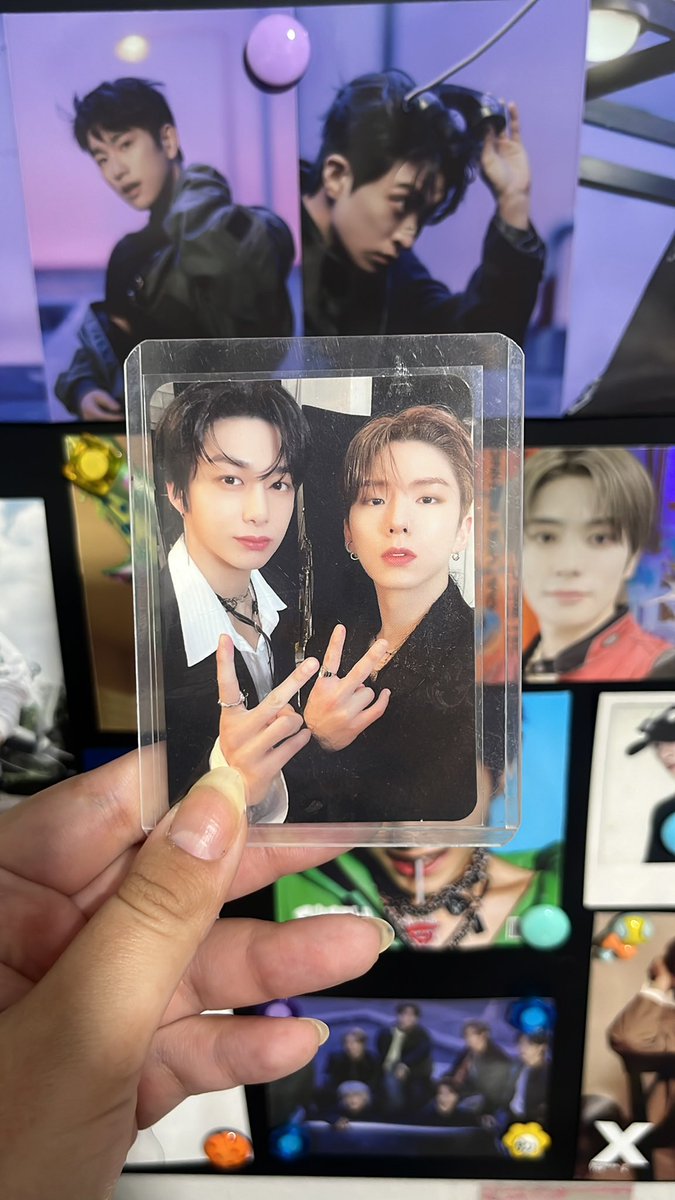 feedback positivo pra <a href="/_KingdomAteez/">Mari</a> que me vendeu essa unit hyungki! a compra foi muito tranquila e o envio rápido, veio super bem embalado também! obrigada sempre! 🥰🥰