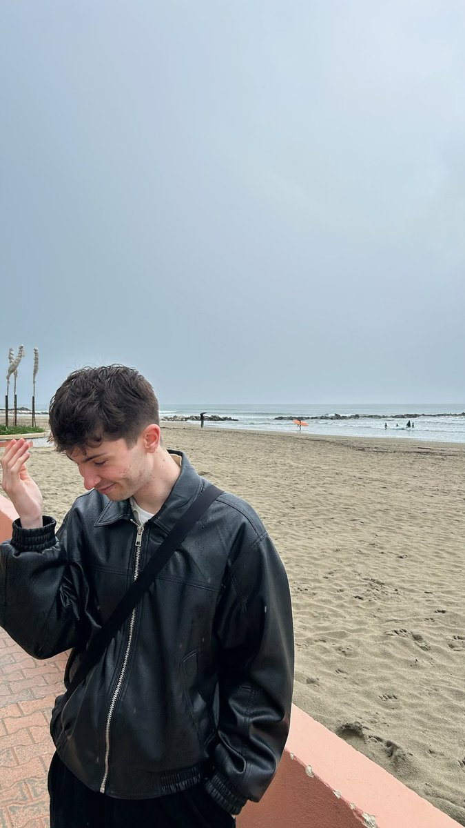 meridienne xcx💚 tweet media