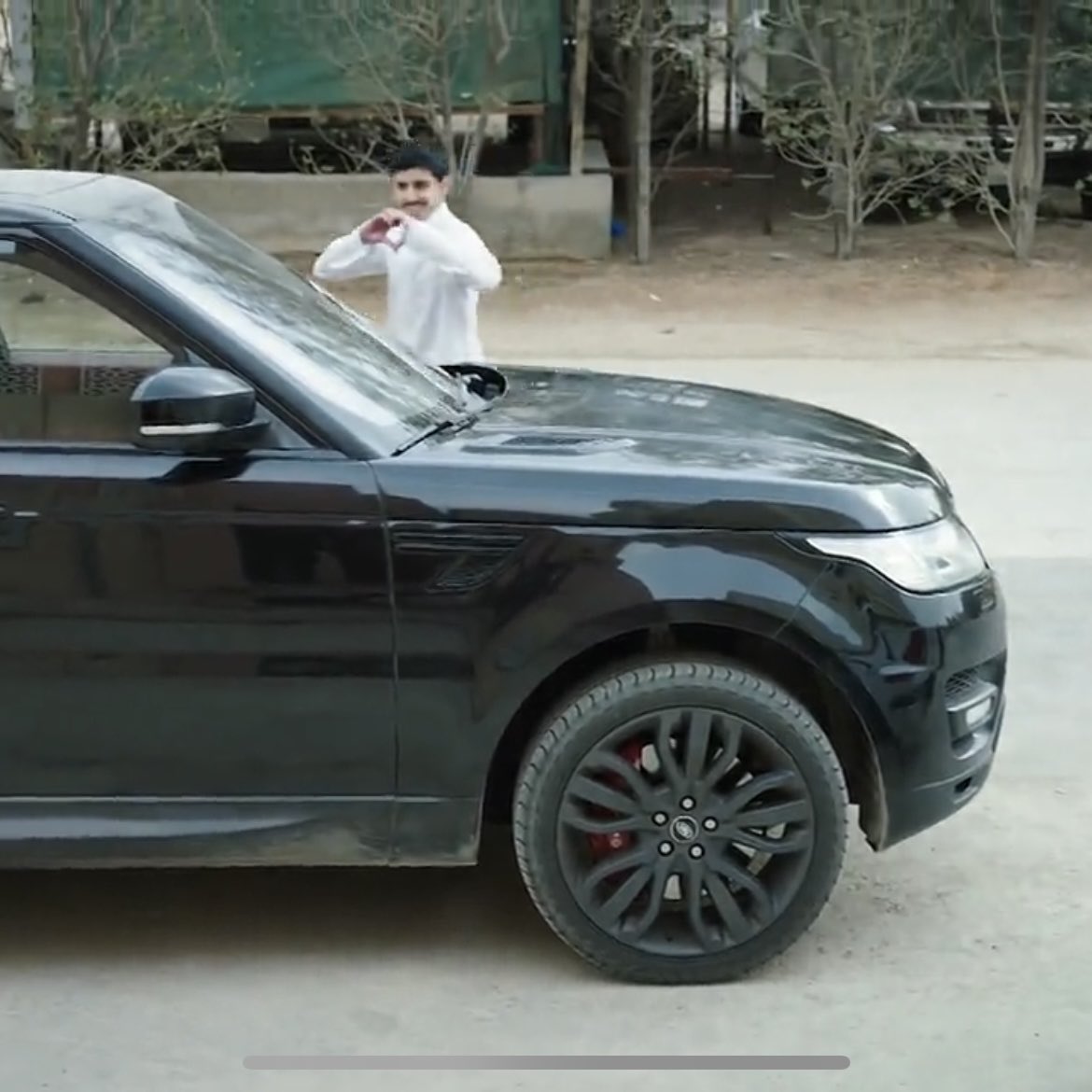 البندري tweet media