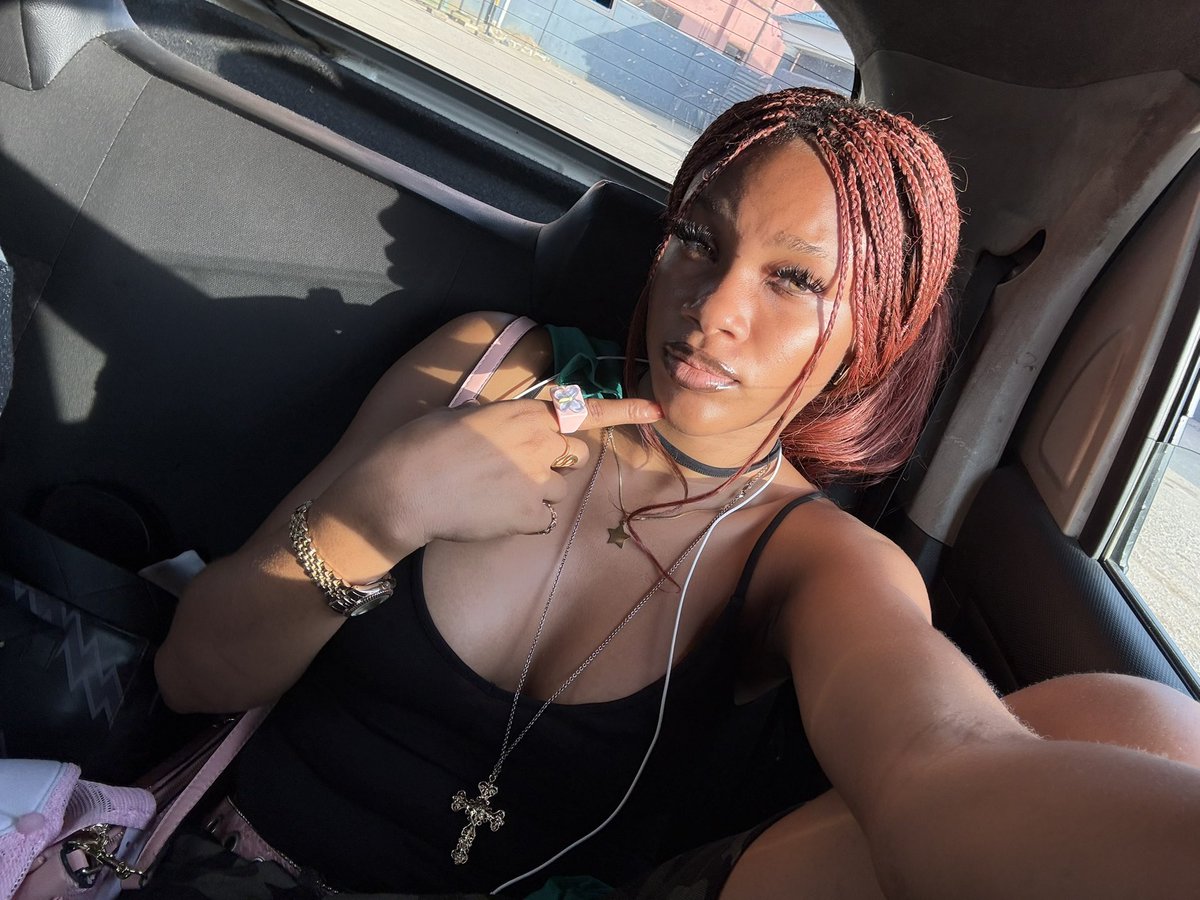 ms.perfect🕷️🍒 tweet media