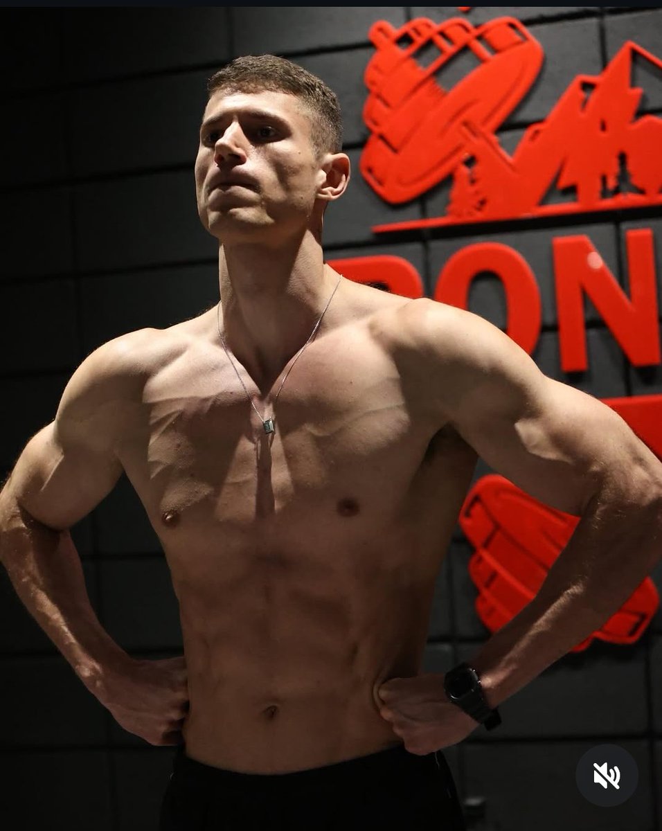 Alpha Giant tweet media