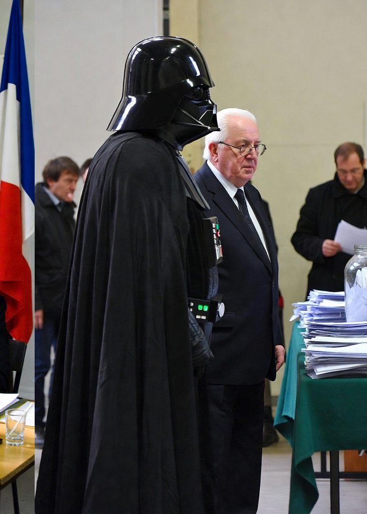 Anakin2017's tweet photo. J'assiste au dépouillement des bureaux de vote pour les #Municipales2026 à #LaForce en #Dordogne avec @ErichHONECKER14 

#Vador2026
#JeSuisTonMaire

cc @iciperigord @DordogneLi https://t.co/F7mwJeVqp3