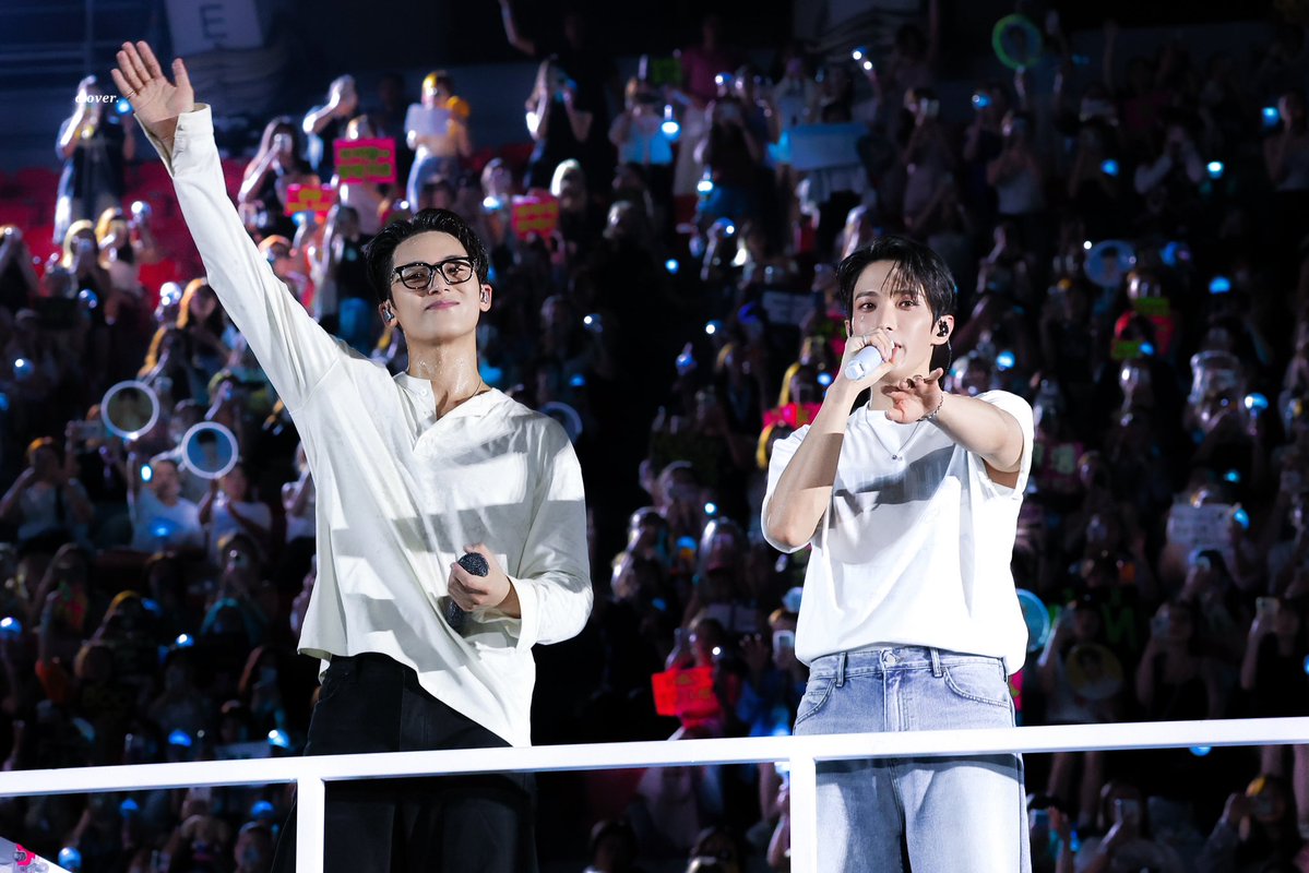 ๐๐ก๐ค๐ซ๐๐ง. tweet media