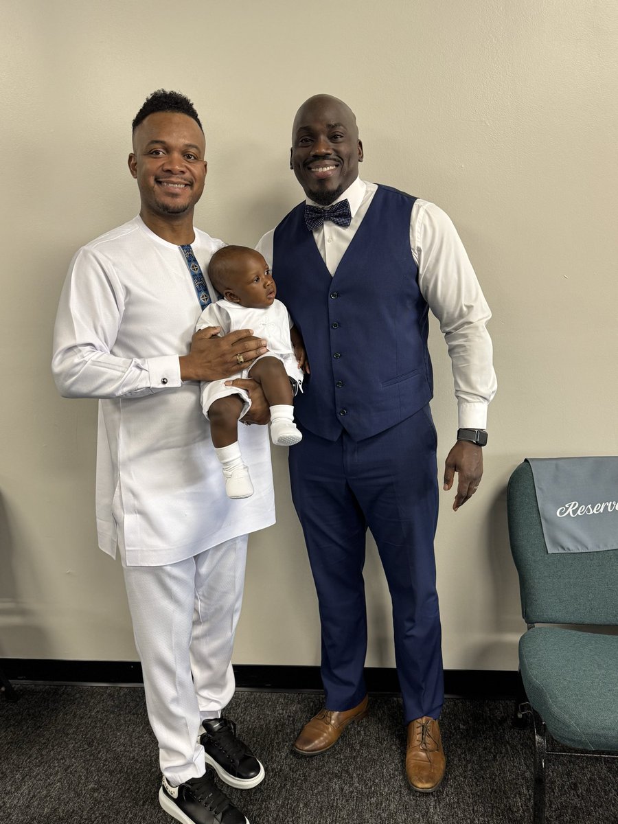 _CoachHodge's tweet photo. For years I’ve prayed for a son. And I promised God that when HE blessed me with one, that I would give him back to HIM. Today, the promise was fulfilled! #Proverbs22 #Verse6 https://t.co/uHbZJIObFN
