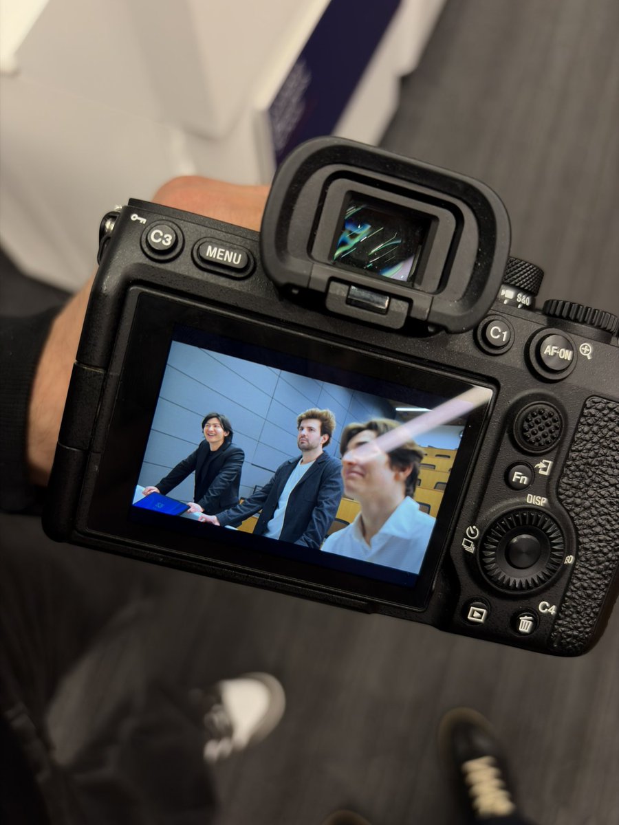 Alex Mamy tweet media