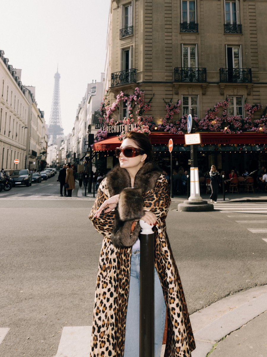 Sibel Can tweet media