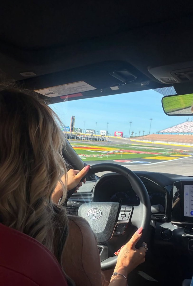 WrestlingWorldCC tweet media