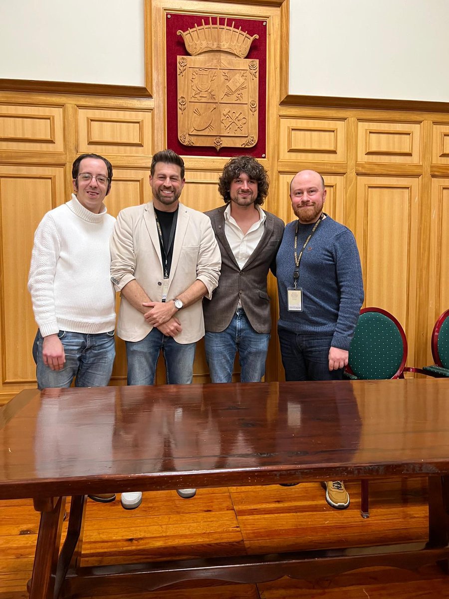 Óscar Hernández tweet media