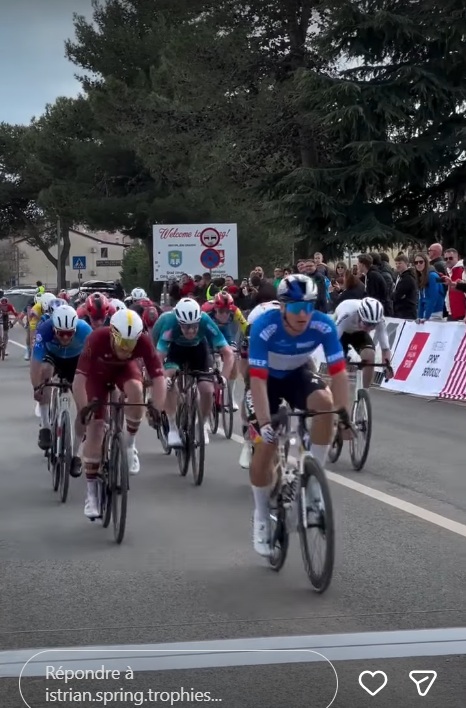 RBH_ProCyclingF's tweet photo. 🇭🇷 #IstrianSpringTour La victoire au sprint (et le classement par points) pour Alessio Magagnotti ! 🥳
Notre Rookie italien a fait parler sa pointe de vitesse pour s'offrir son premier succès au niveau Espoirs.
Sebastian Putz termine 2ème du général final, Anatol est 9ème. 👏 https://t.co/nzbEIN7UCF