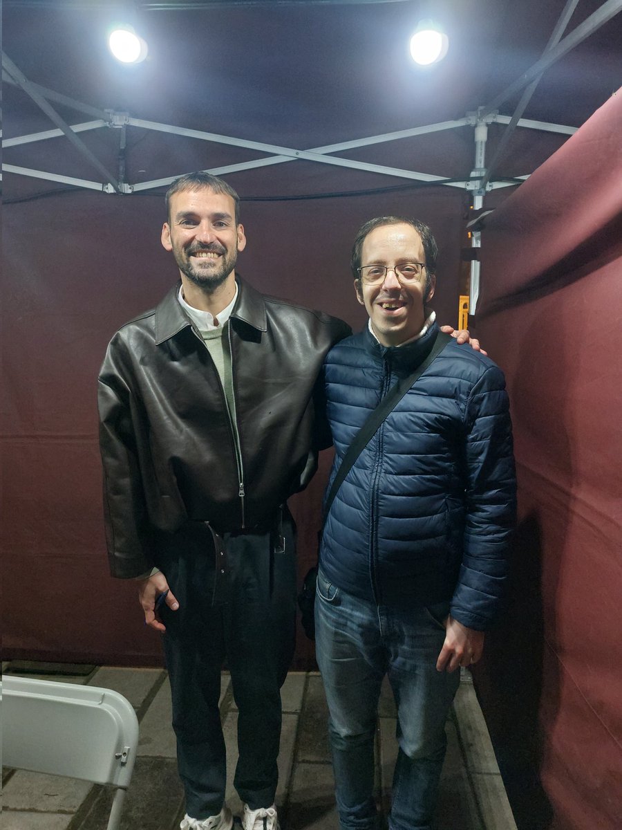 Óscar Hernández tweet media