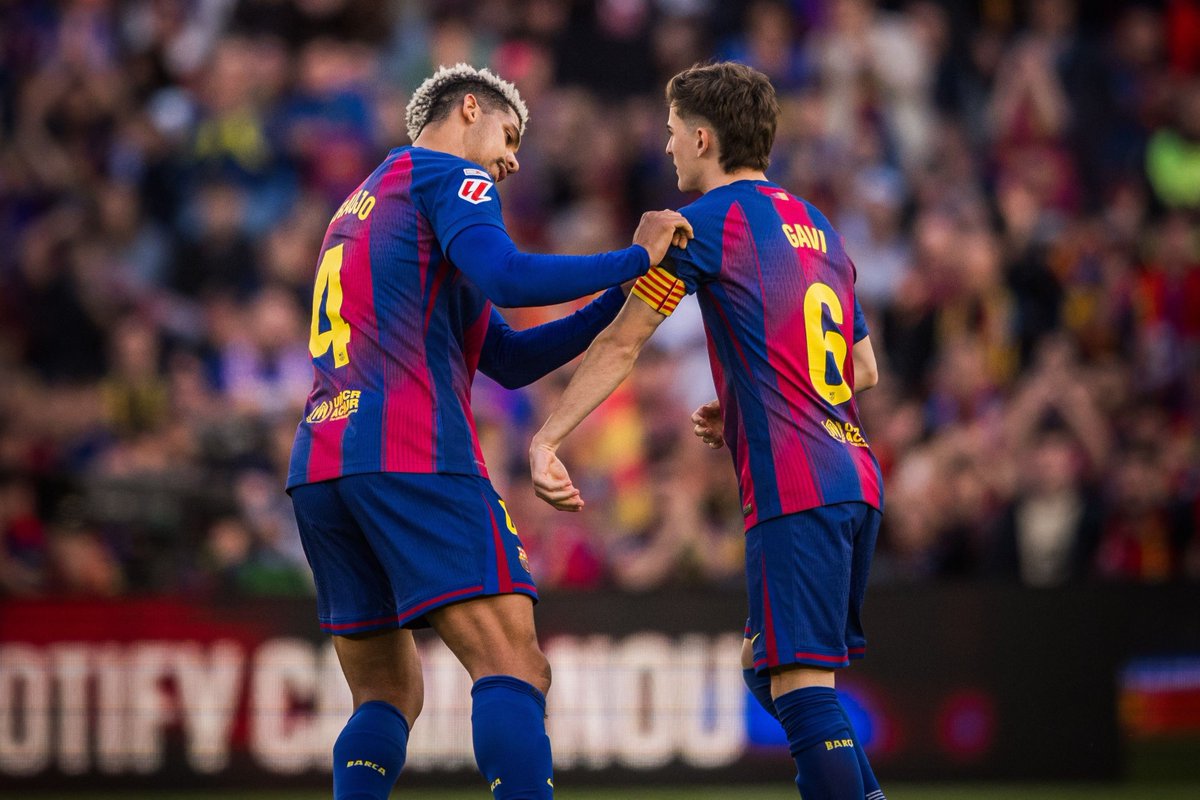 4KMHQ's tweet image. Gavi #BarçaSevilla