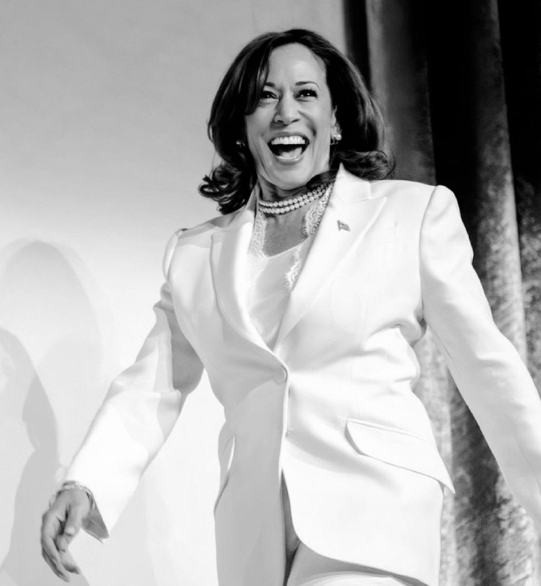 GoldenAge tweet media