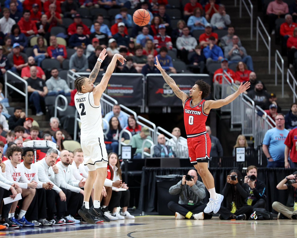 VCU unreal from deep 7/11 3FG (64%) 😳

Rams with their largest lead of the game so far 31-21, 3:48 1H

📸 <a href="/HenselMedia_/">Hunter Hensel</a>