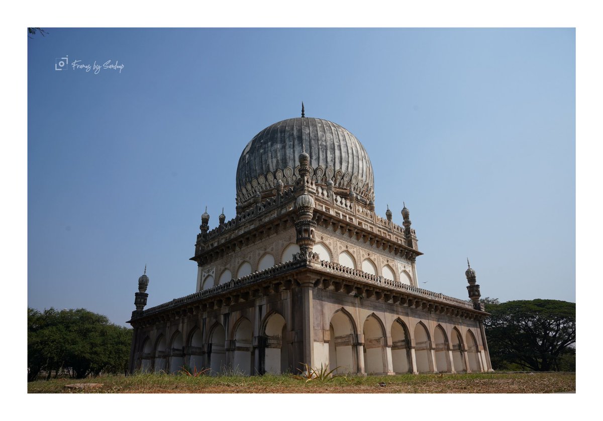 SandeepSandyJSP's tweet photo. “Silence of Forgotten Empires.” ✨

📍 Qutub Shahi Tombs, Hyderabad, Telangana State.

@TravelTelangana @HiHyderabad @MinOfCultureGoI

#framesbySANDEEP
#CreateWithSony
#QutubShahiTombs
#HyderabadLive 
#Architecture https://t.co/n10exWpMm0