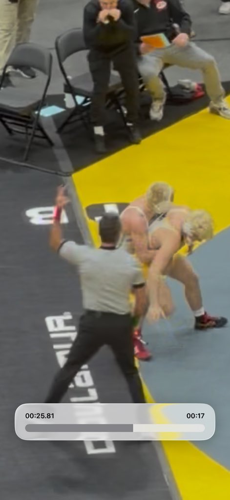 That would be a takedown and the ref awarding it as such, however the ref said his hands were never on the mat and he didn't award it...liar, liar, fake tan is on fire