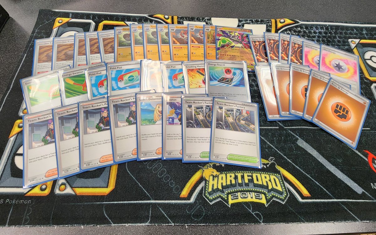 HighFlyin28's tweet photo. 3-0 at prerelease. 4 pads in the pre-made deck is silly but its going into pult right after I leave 😆 https://t.co/GpIFqnRxC2