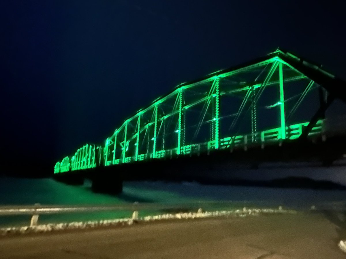 ksceviour's tweet image. #bishopsfalls #trestle lit up green for #stpatricksday #newfoundland 💚💚