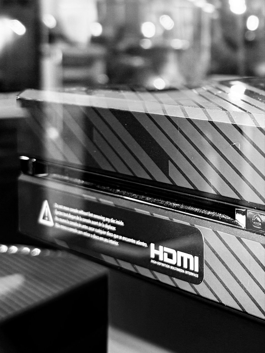 Legión Looterana tweet media