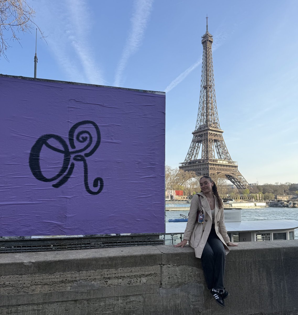 lou-ann 𑣿 is seeing ariana tweet media