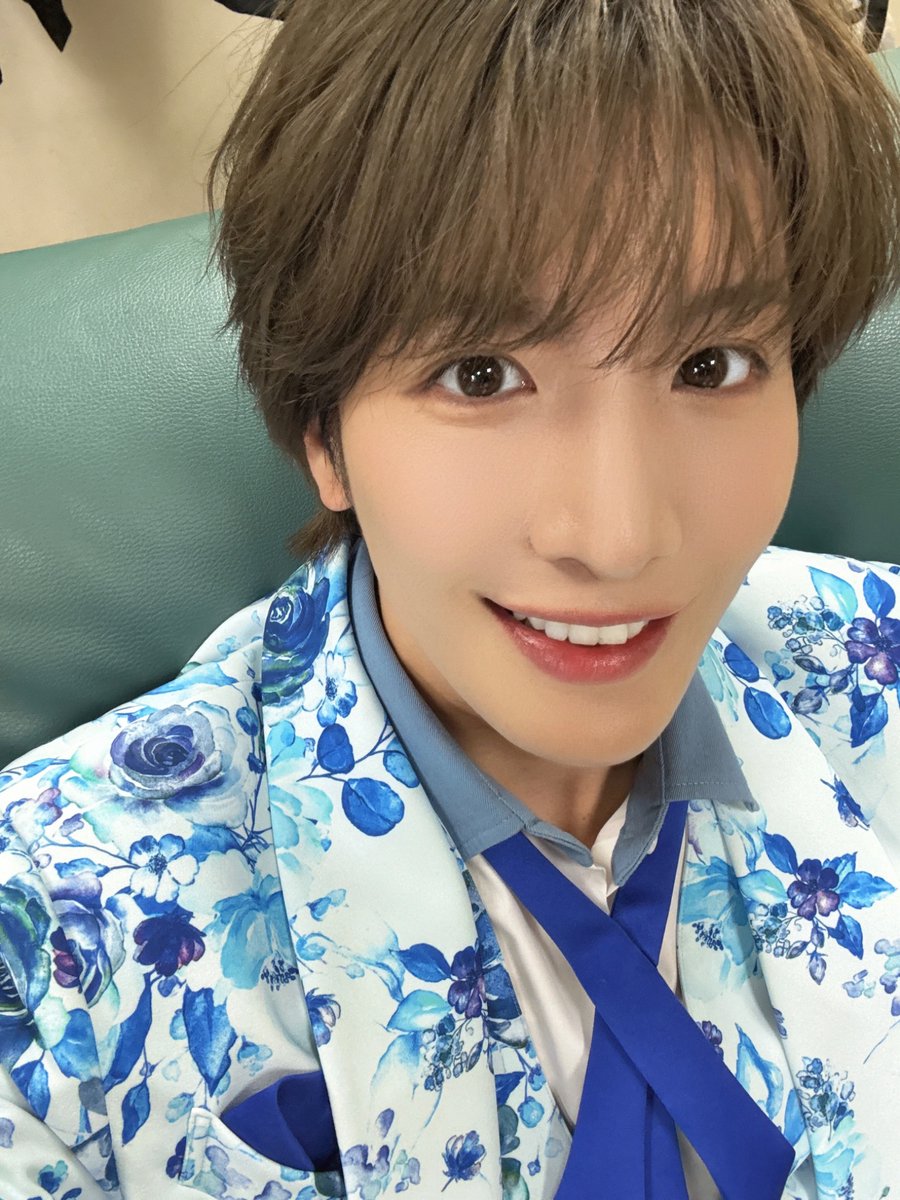おはよう😍❤️‍🔥 今日はひとりでお仕事です🥹💙 昨日は12人だっ