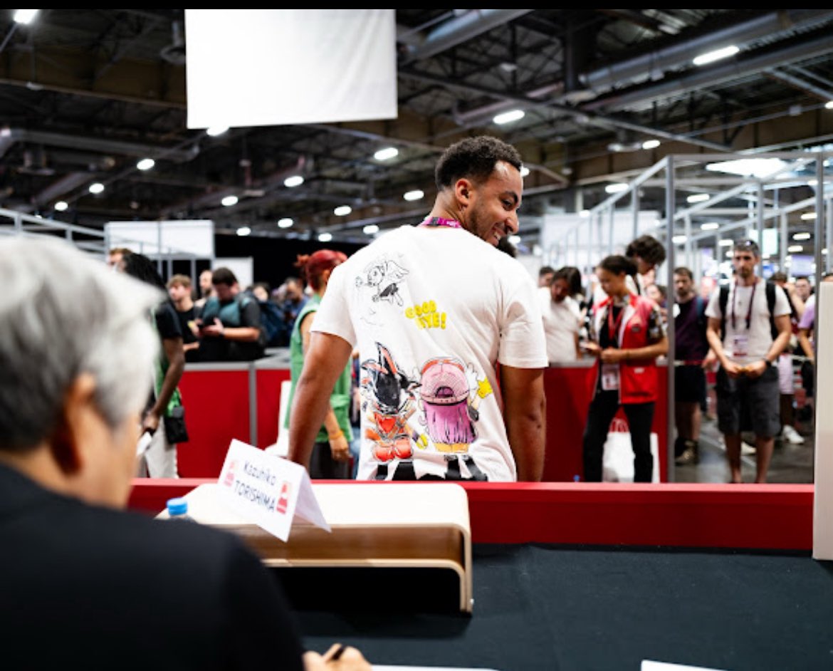 Naz Chris tweet media