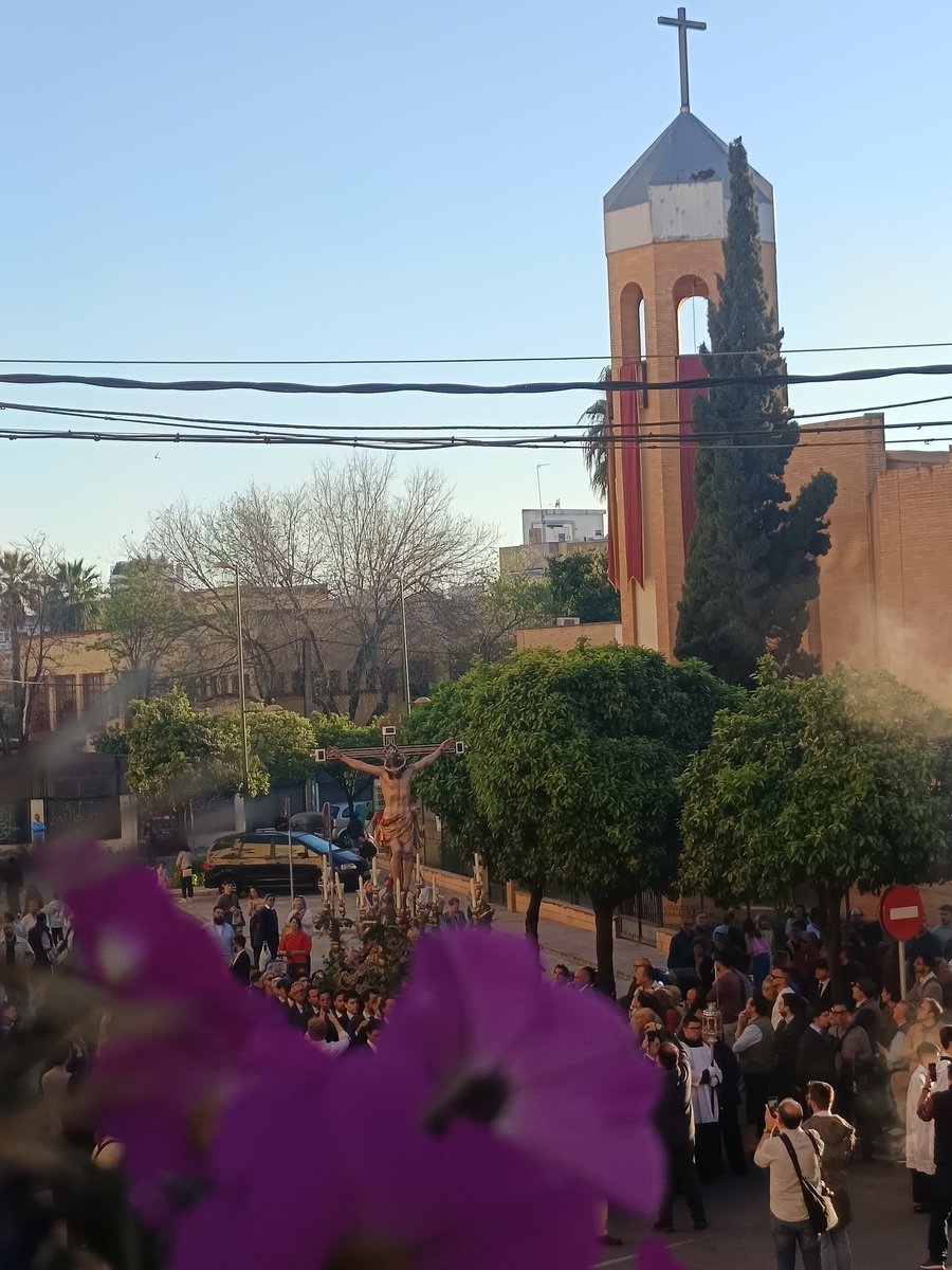 ale_svq's tweet photo. La barzola #sevilla https://t.co/DLY462wc0x