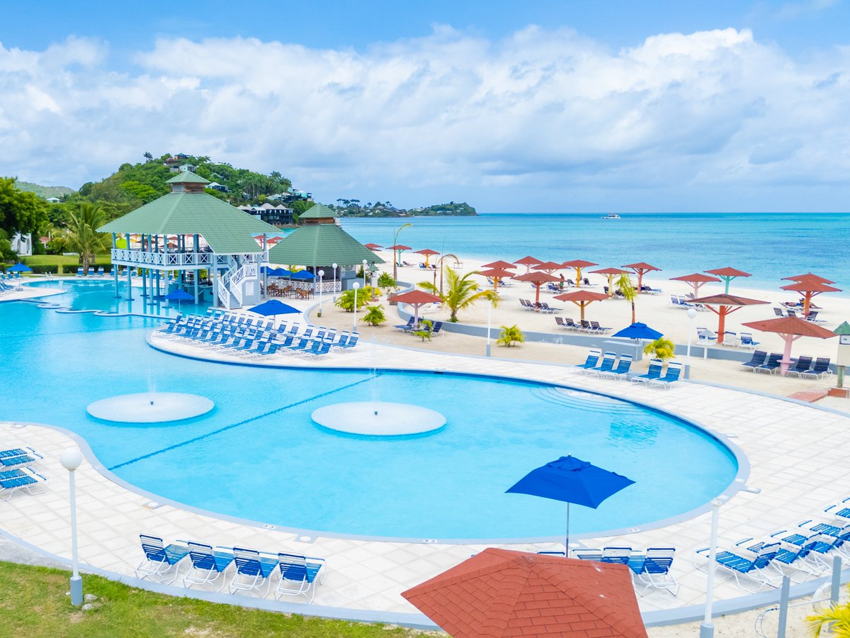 Jolly Beach Antigua tweet media
