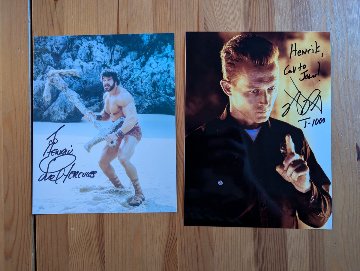 MrHand42's tweet photo. Today's haul from the Sci-Fi Convention! 📦🔥
Signed photos + fresh Blu-rays. Epic day! 👍
Thanks for the Microwave Massacre recommendation @QueenofDEsteros
👍
#SciFiConvention #Jönköping #ConventionHaul #SignedMemorabilia #BluRayAddict #MovieCollector #HorrorFam #SciFiFans https://t.co/KDvncNf58o