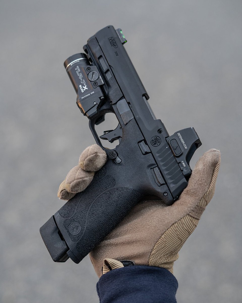 Smith & Wesson Inc. tweet media