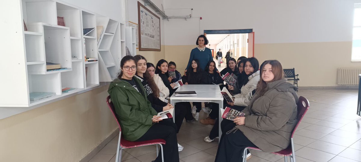 🌻 Medeniyet Okumaları Projesi, “Şehir ve Medeniyet” teması kapsamında Ahmet Yüksel Özemre’nin “Bir Attar Dükkânı” adle eseri okundu ve değerlendirildi. 📚
<a href="/istanbulilmem/">İstanbul İl Millî Eğitim Müdürlüğü</a> <a href="/karzuoglu/">Kürşat ARZUOĞLU</a> <a href="/karzuoglu/">Kürşat ARZUOĞLU</a> <a href="/denizci_salih/">Ahmet Salih Denizci</a>
