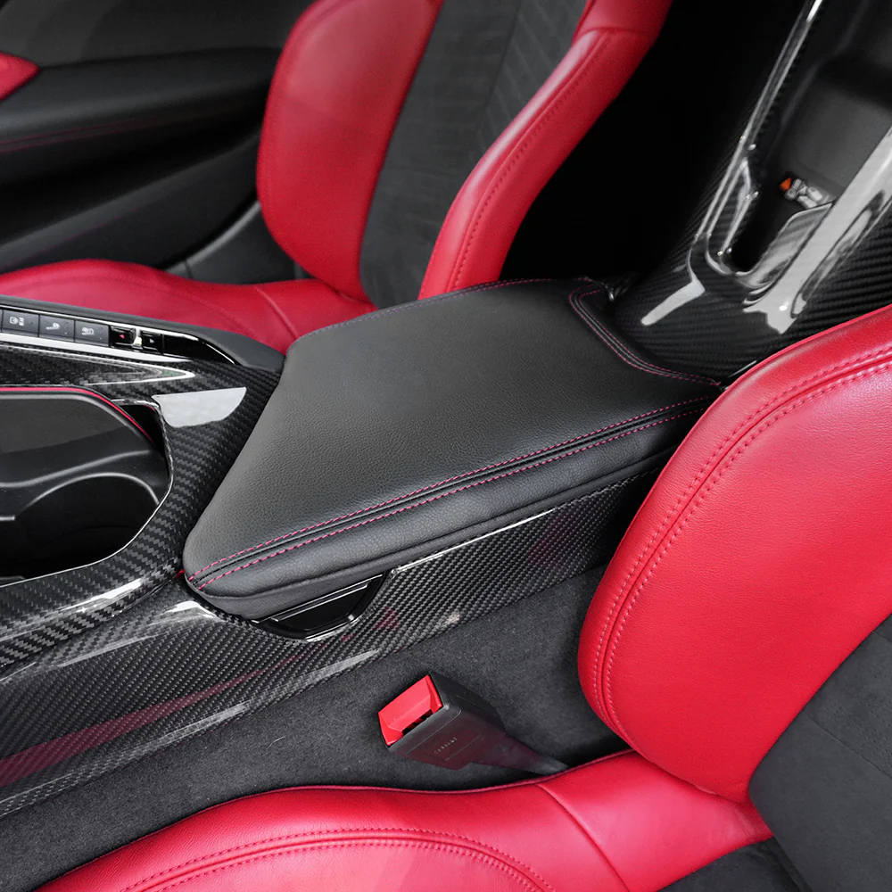 KustomInterior's tweet image. Next-level cockpit comfort 💺⚡ @missc8corvette C8 interior upgrade

#kustom_interior #CorvetteC8 #C8Corvette #CarInterior #CustomSeatCovers