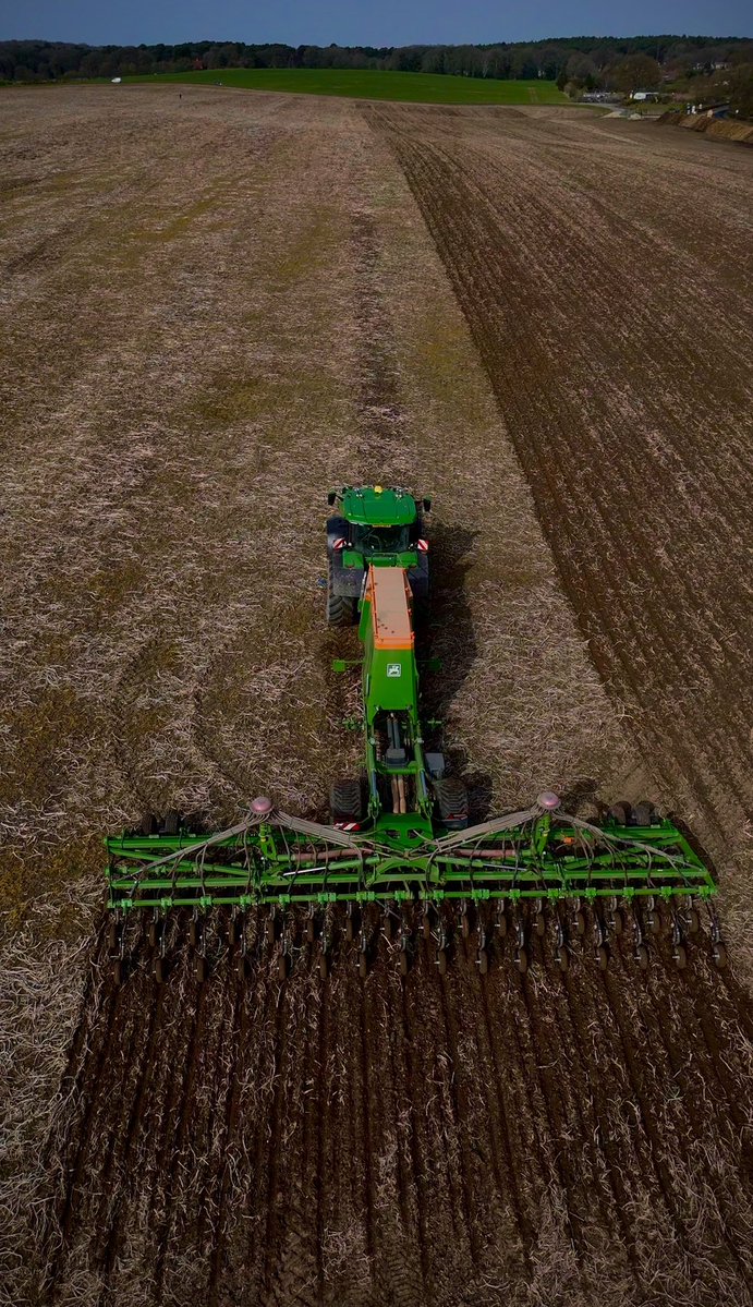 Berkshire Farm Girl 🚜🌾🇬🇧 tweet media