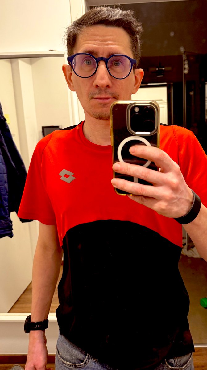 Макс "такс такс" Джаз tweet media