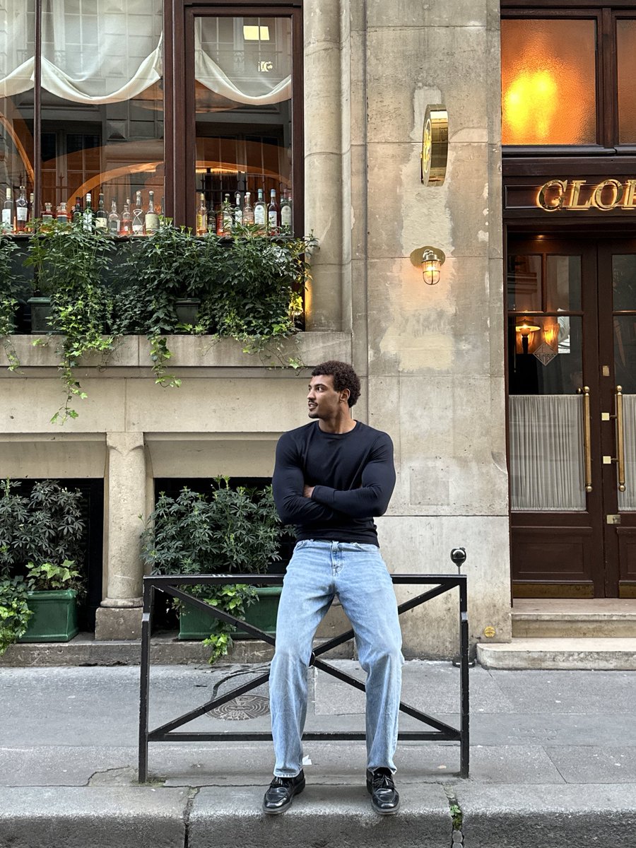 إسحاق tweet media