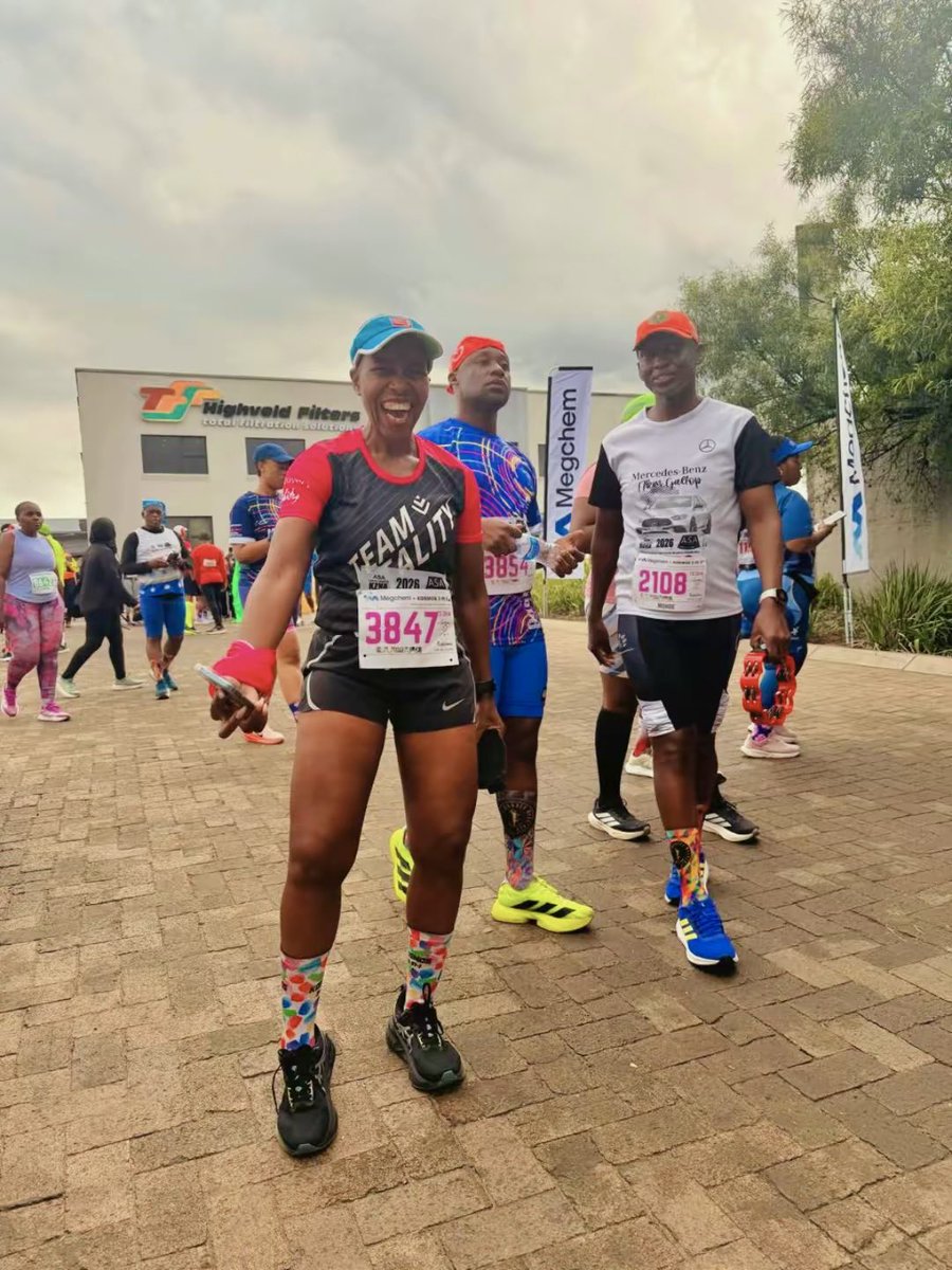 mawelly05's tweet photo. Kosmos 3in1 #Race #Running #Top10 #TheQueen https://t.co/Gu1P4nGVFz