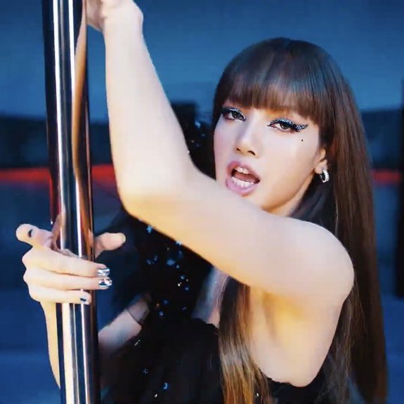 “APT.” (17.79M) is now the most liked music video by a female K-pop soloist in history on YouTube and most liked by a K-pop soloist this decade, surpassing LISA’s “LALISA” (17.7M).