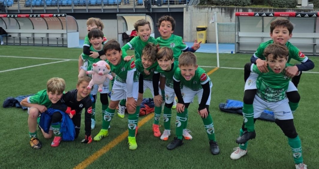 A.D.ESPERANZA tweet media