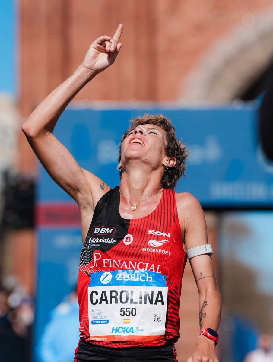 atletismobilbao's tweet photo. @karitocaroca Campeona de España de Maratón en su primera competición en esta distancia. ¡Y con un tiempazo 😱!
Nos quedamos sin palabras.

Puedes leer la noticia ➡️ https://t.co/uEMUwXucwC https://t.co/h9BpQ4DPxy
