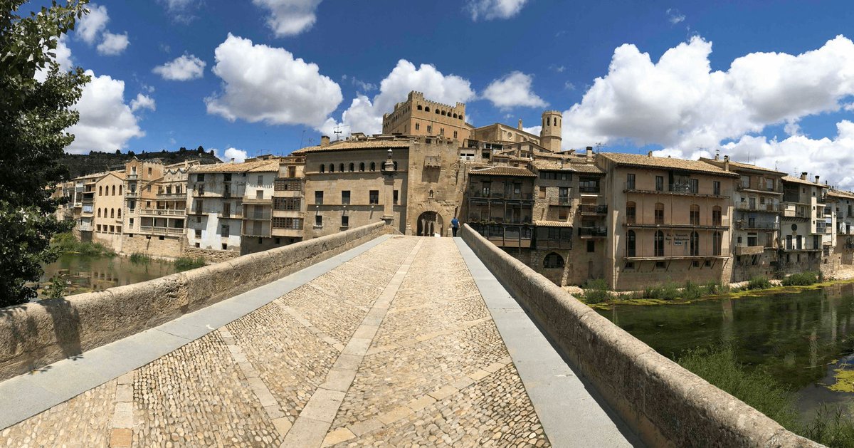 ¡Qué bonito es  Valderrobres/Valderroures!

#Spain #España #Aragón #Teruel #Matarranya #nature #rural #Matarrana