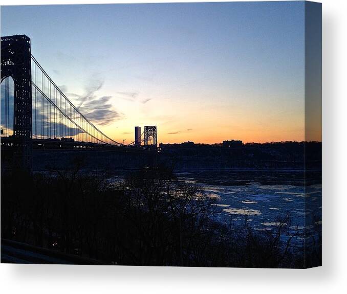 Ydania Ogando tweet media