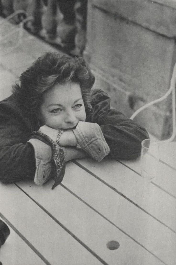 romy schneider daily tweet media