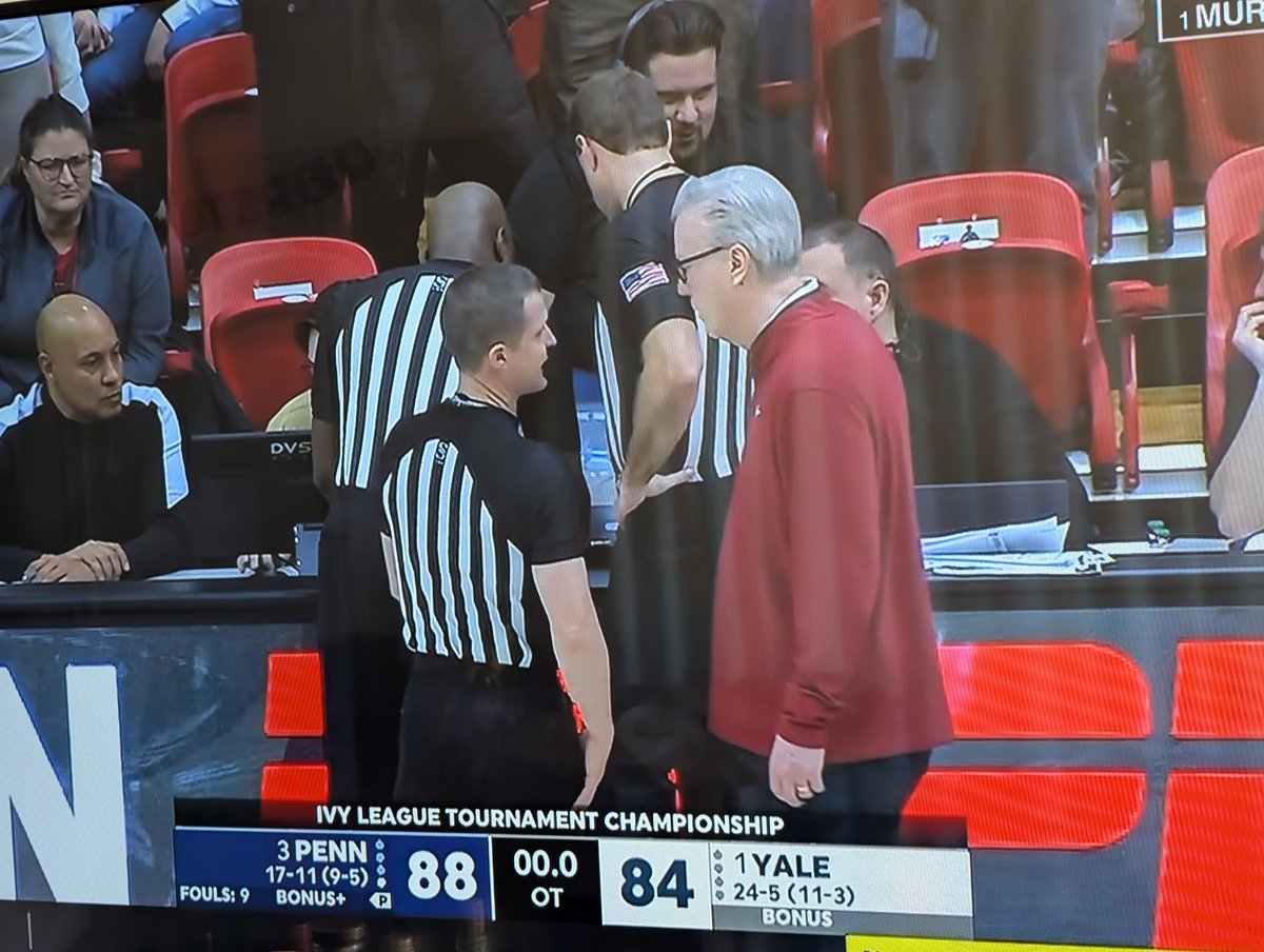 RoccoMiller8's tweet photo. The Ivy League is full of wars all throughout conference play. Today, was the epitome of a war, as Penn refused to go away. An all-time Classic Championship game. Fran McCaffrey is taking the Quakers to the dance in his first year at Penn. A movie script type game. #IvyLeague https://t.co/kYgtVn0XgM