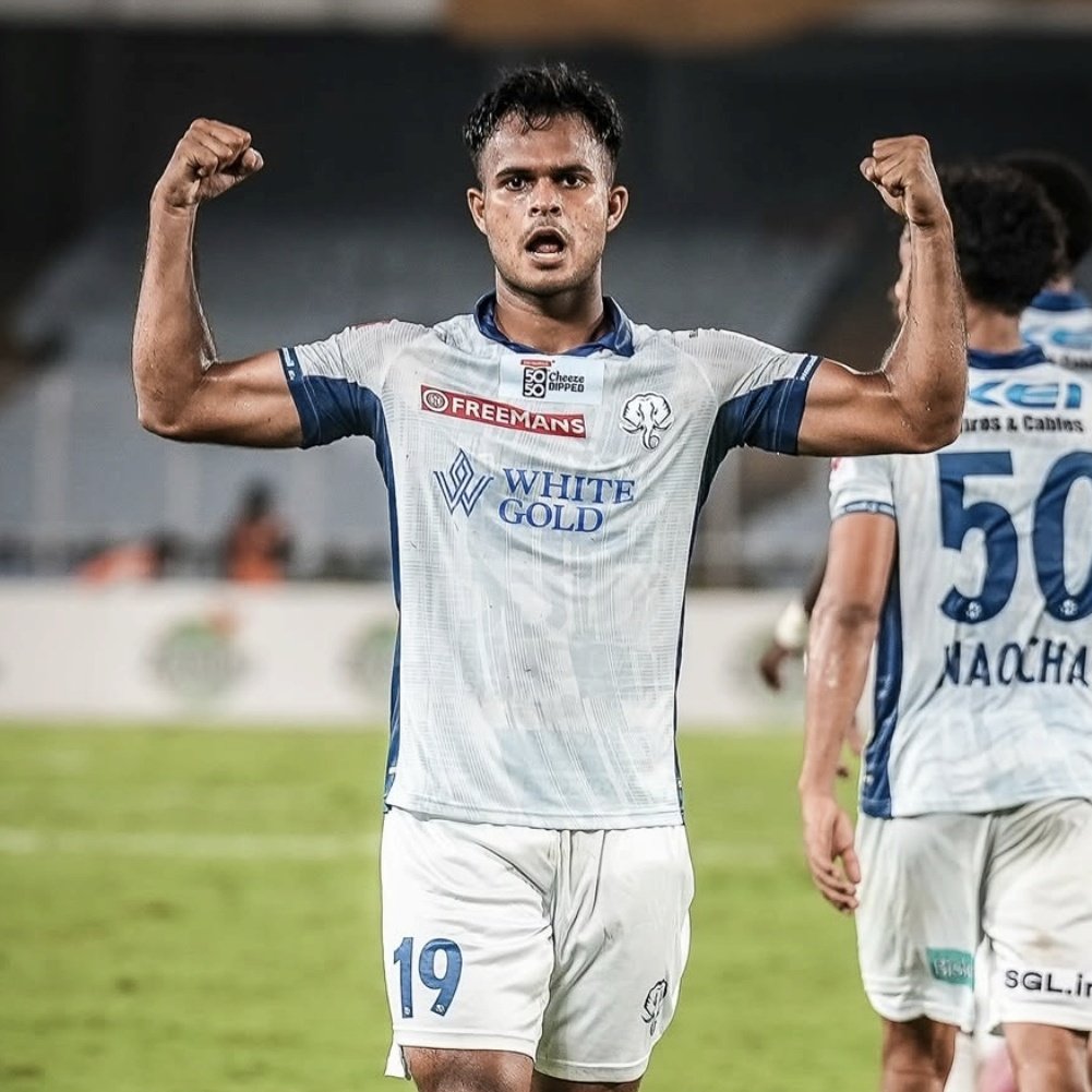 kevbmat's tweet photo. This celebration is an absolute classic. Never gets old. 🔥⚽️ #KBFC https://t.co/EiasihYnFW