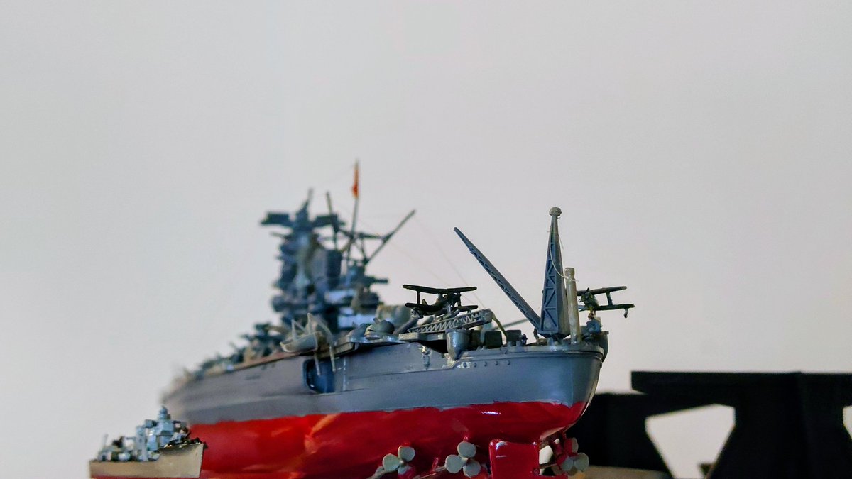 miarii's tweet photo. 260315
昼間 #BLACKACafe で撮ったプラモデルの #戦艦武蔵 の写真を #Gemini に #画像の加工 してもらったら、とても味わい深くなりました。
AI凄い!
でも、誰かを傷つけるような使い方はダメですね。 https://t.co/oJOHrH5F4j
